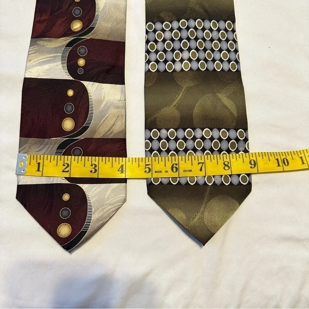 Ottimo Uomo Olive Green Silver & Cream, Burgandy & Black Silk Ties 58” x 4”